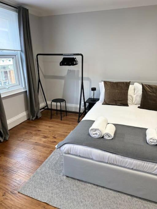 Apartament High Wycombe Centre- 2 Bed Flat Zewnętrze zdjęcie